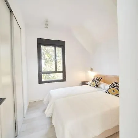 Casa Ballena, Villa *