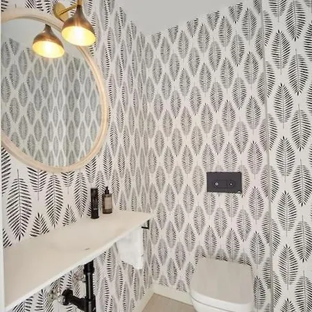 Casa Ballena, *